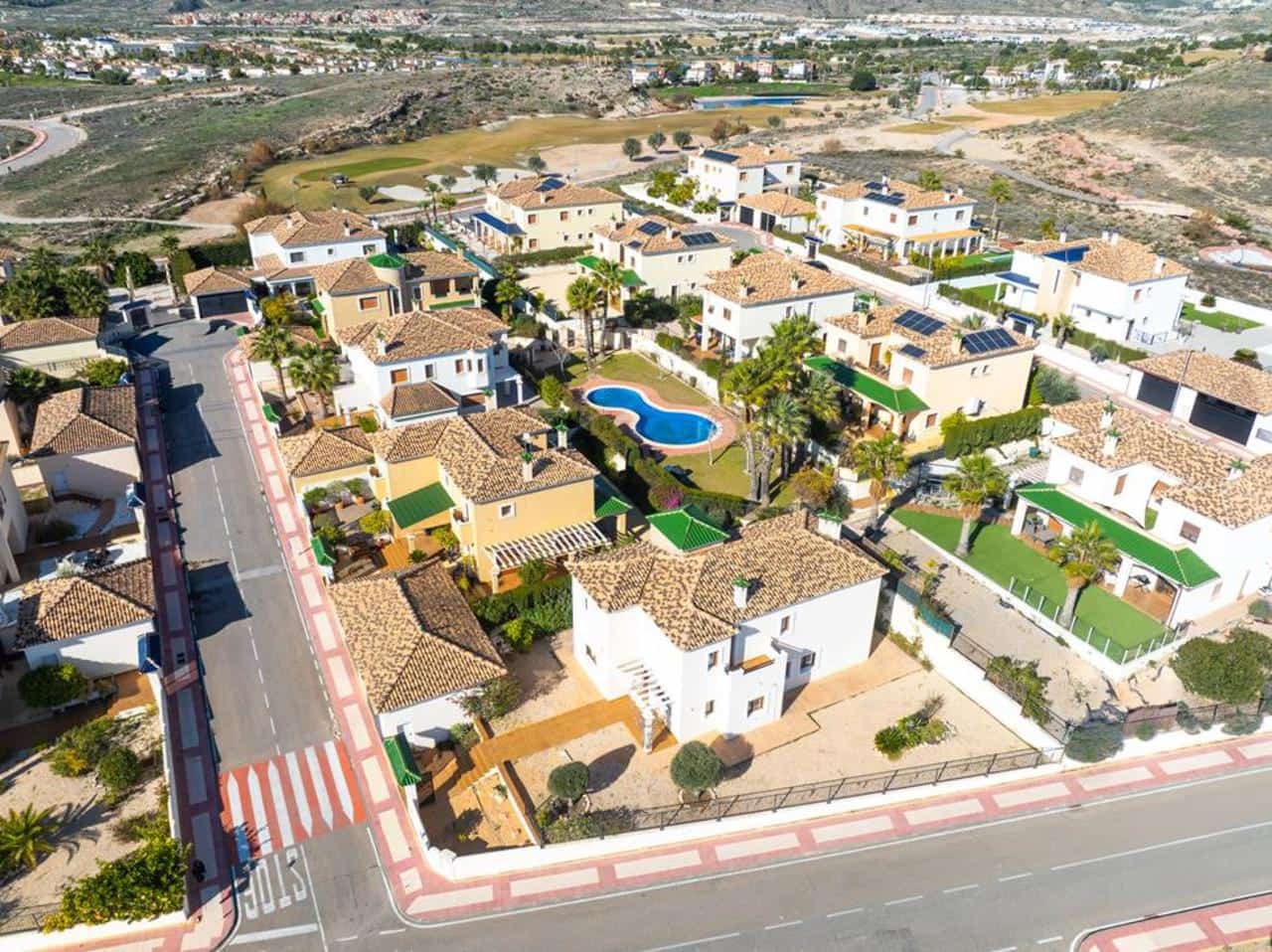 4 slaapkamer Villa te koop in Banos y Mendigo met zwembad garage - € 450.000 (Ref: 9616968)