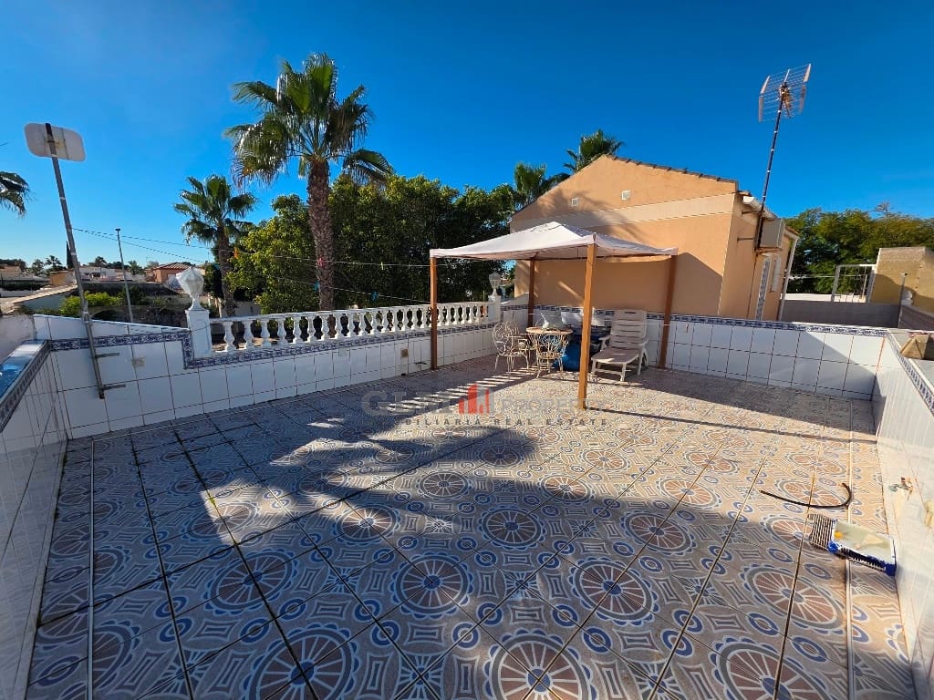 2 bedroom Apartment for sale in Los Narejos - € 139,000 (Ref: 9617007)