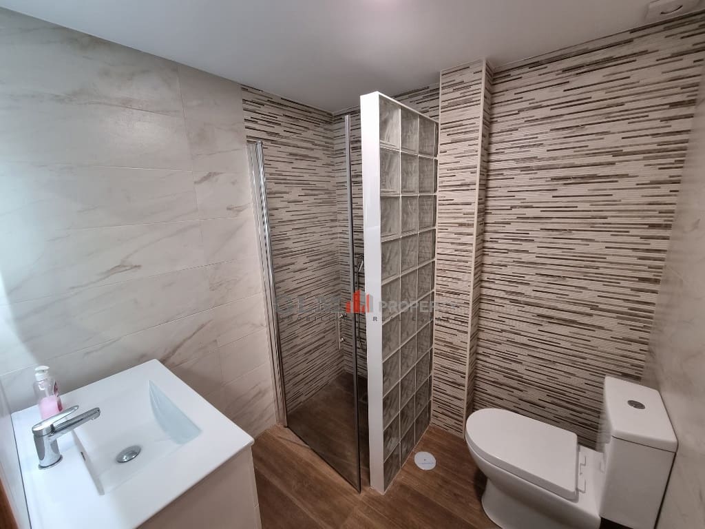 2 slaapkamer Appartement te koop in Los Alcazares - € 97.000 (Ref: 9617015)