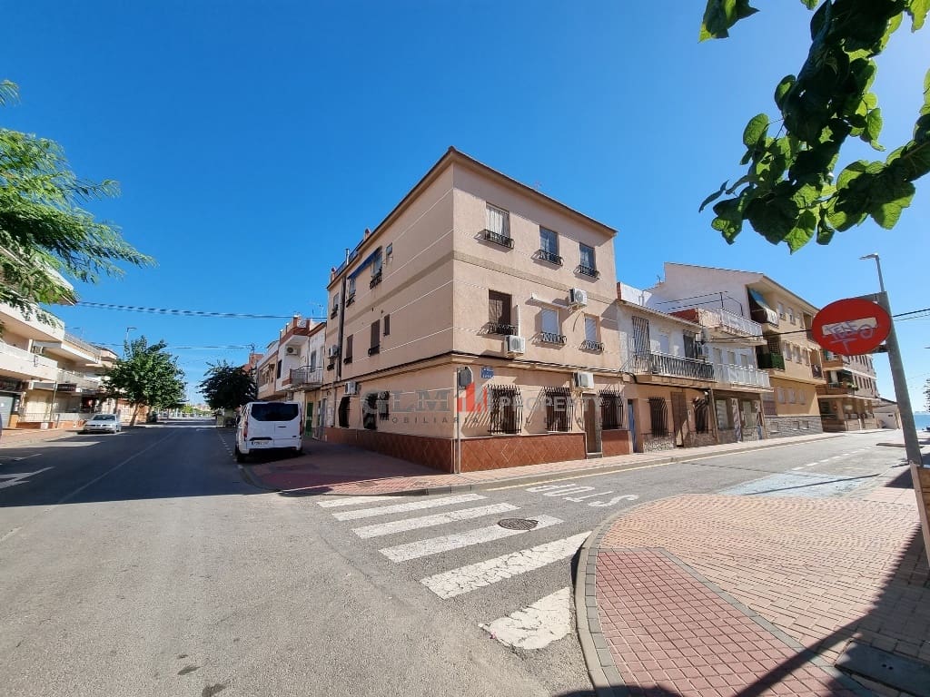 2 slaapkamer Appartement te koop in Los Alcazares - € 97.000 (Ref: 9617015)
