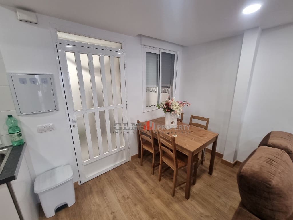 2 slaapkamer Appartement te koop in Los Alcazares - € 97.000 (Ref: 9617015)