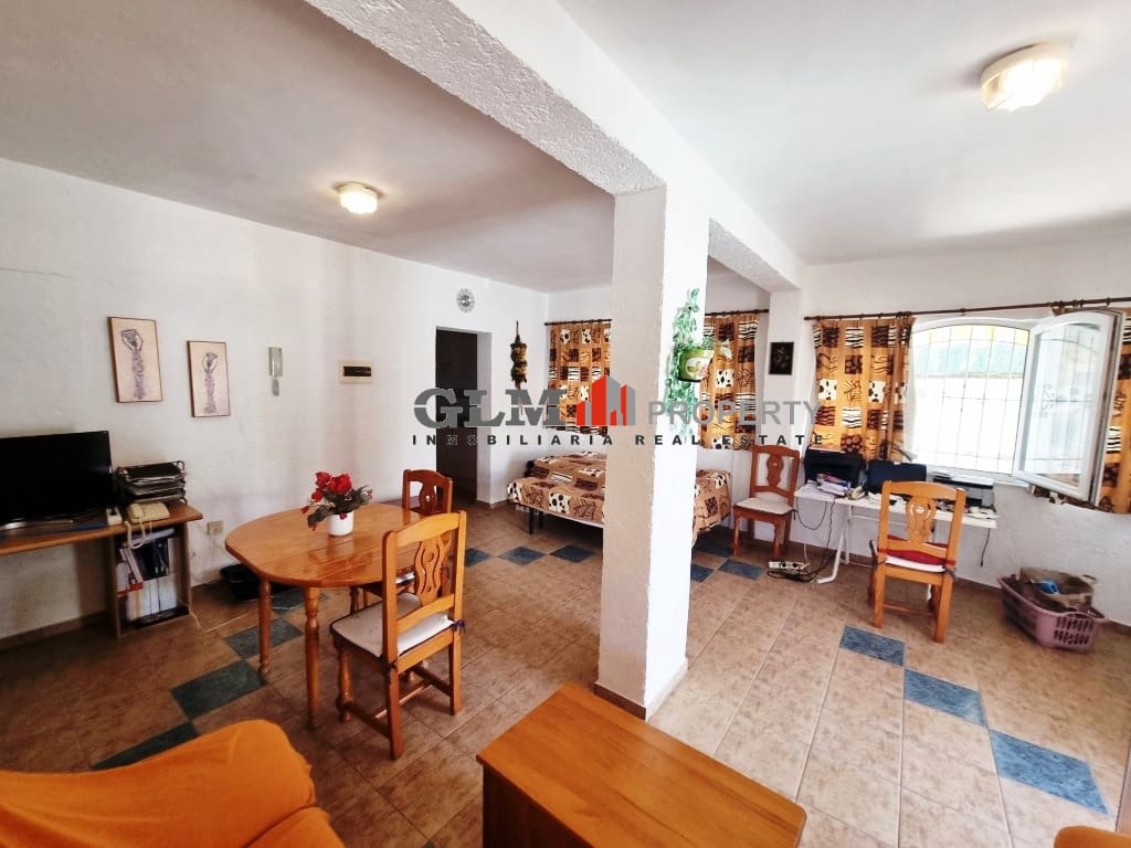 8 soverom Leilighet til salgs i Los Narejos med svømmebasseng - € 399 000 (Ref: 9622947)