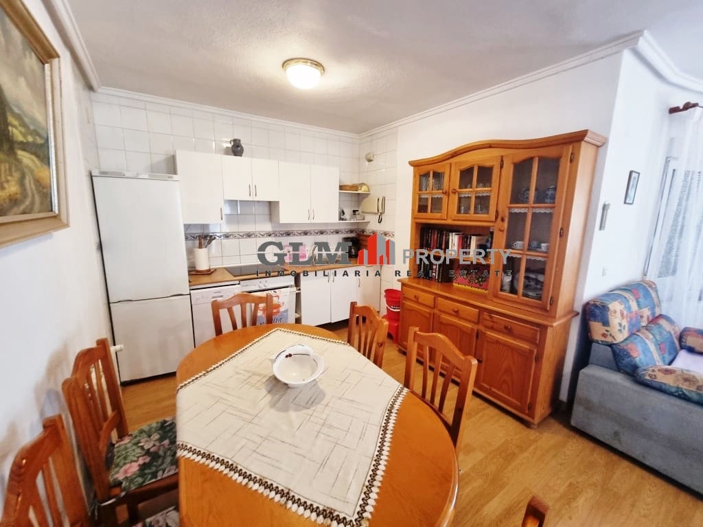 8 soverom Leilighet til salgs i Los Narejos med svømmebasseng - € 399 000 (Ref: 9622947)