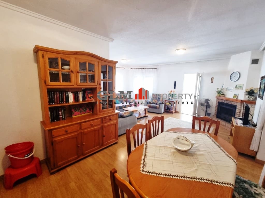 8 soverom Leilighet til salgs i Los Narejos med svømmebasseng - € 399 000 (Ref: 9622947)