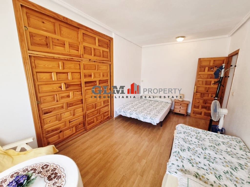 8 soverom Leilighet til salgs i Los Narejos med svømmebasseng - € 399 000 (Ref: 9622947)