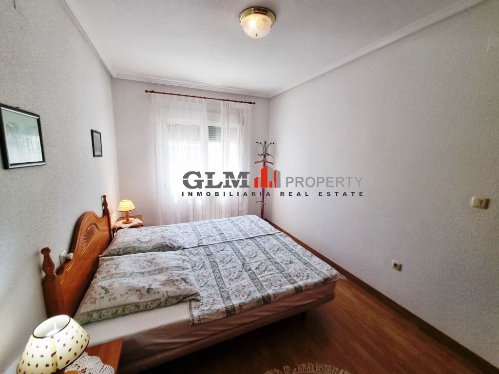 8 soverom Leilighet til salgs i Los Narejos med svømmebasseng - € 399 000 (Ref: 9622947)