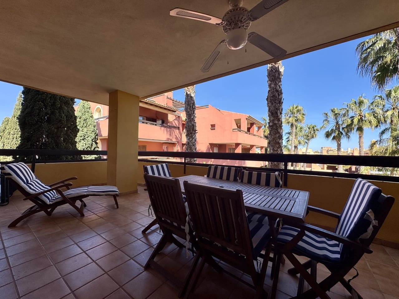 2 soverom Leilighet til salgs i Mar de Cristal med svømmebasseng - € 150 000 (Ref: 9624060)