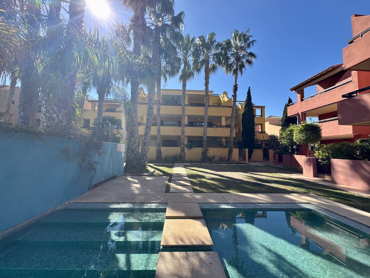 2 soverom Leilighet til salgs i Mar de Cristal med svømmebasseng - € 150 000 (Ref: 9624060)