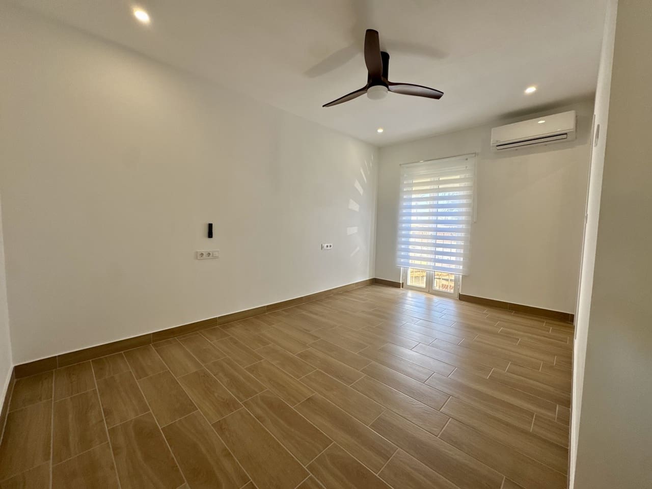 3 bedroom Apartment for sale in Los Urrutias with pool - € 265,000 (Ref: 9626556)