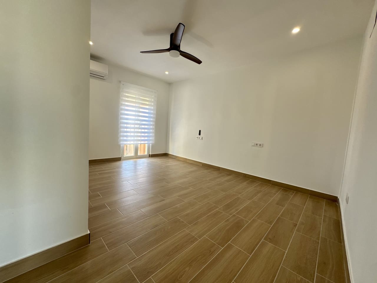 3 bedroom Apartment for sale in Los Urrutias with pool - € 265,000 (Ref: 9626556)