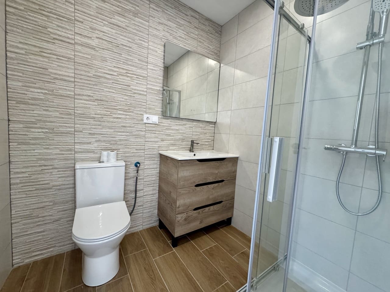 3 bedroom Apartment for sale in Los Urrutias with pool - € 265,000 (Ref: 9626556)