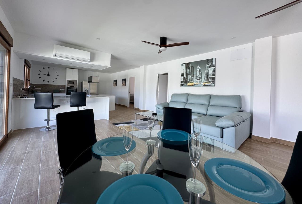 3 bedroom Apartment for sale in Los Urrutias with pool - € 249,000 (Ref: 9626556)