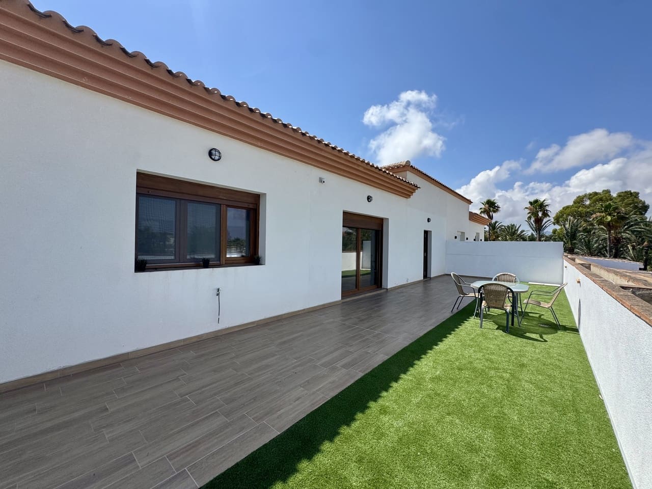 3 bedroom Apartment for sale in Los Urrutias with pool - € 249,000 (Ref: 9626556)