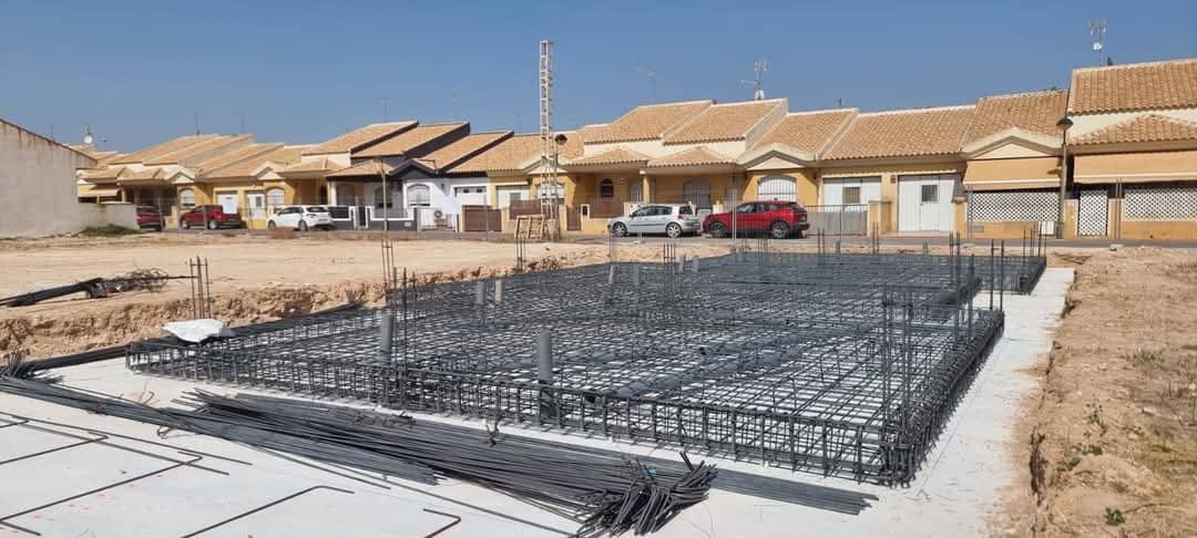 2 bedroom Villa for sale in Roldan - € 242,500 (Ref: 9641037)