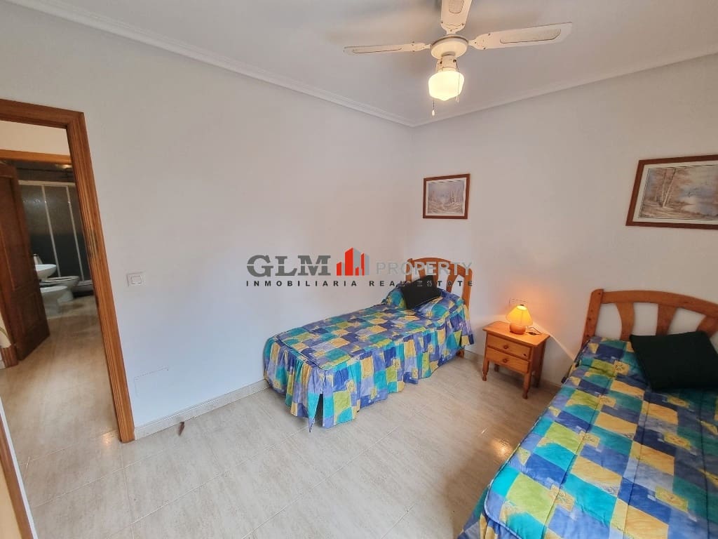 2 sypialnia Apartament na sprzedaż w El Carmoli z basenem - 140 000 € (Ref: 9649844)