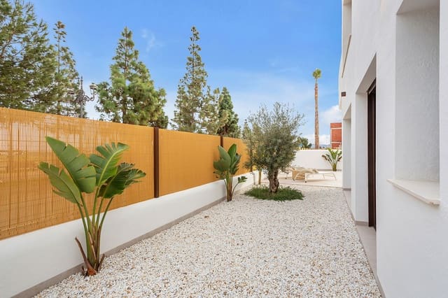 Bungalow de 3 habitaciones en Los Alcázares en venta con piscina - 399.900 € (Ref: 9652899)