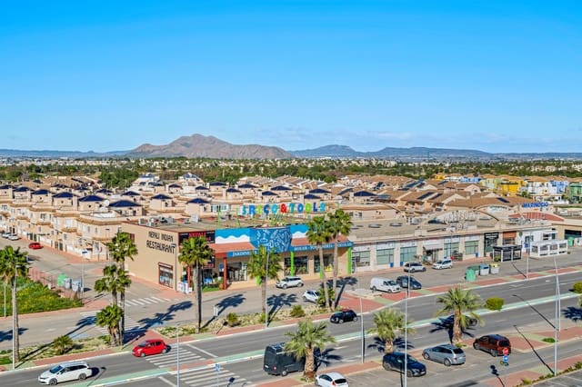 3 bedroom Penthouse for sale in Los Alcázares with pool garage - € 419,900 (Ref: 9652915)