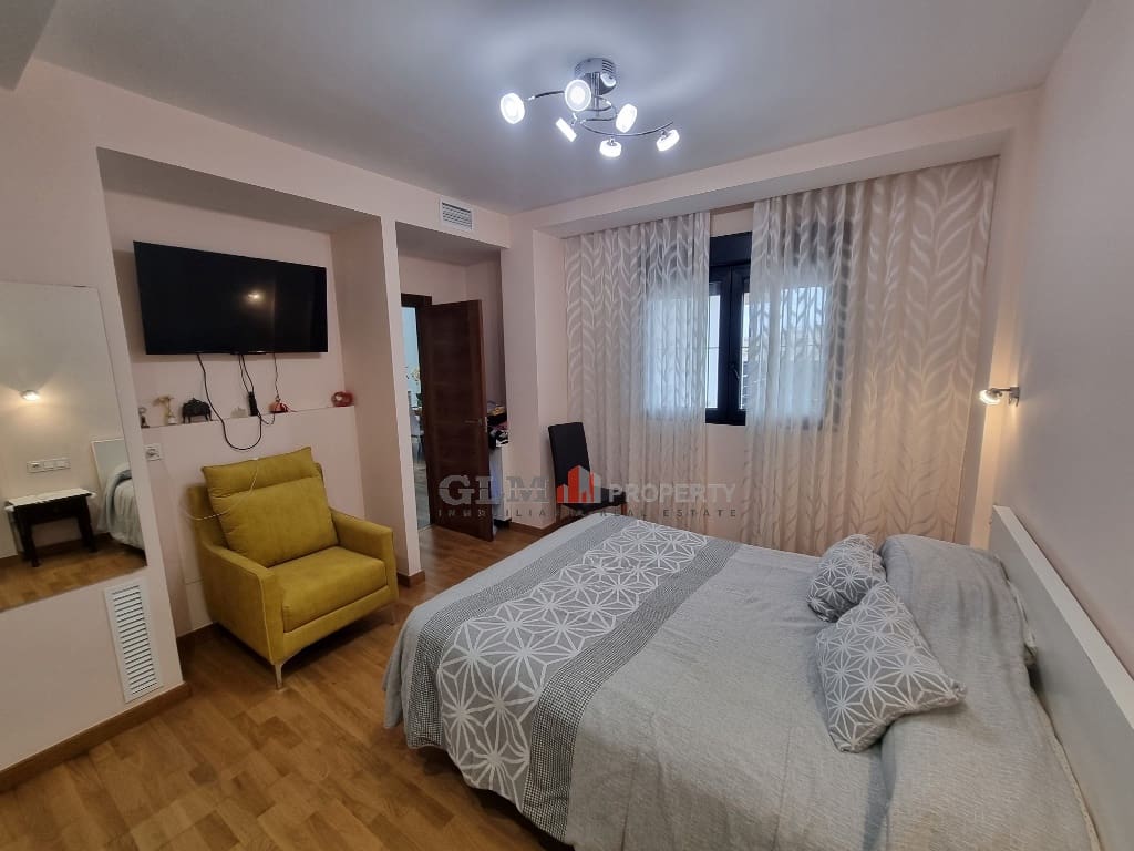 3 soveværelse Lejlighed til salg i Los Alcazares - € 699.950 (Ref: 9653015)