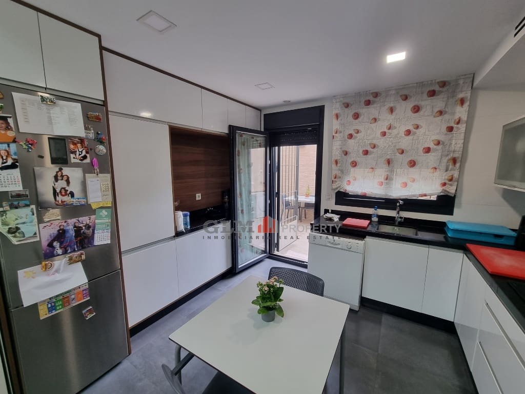 3 soveværelse Lejlighed til salg i Los Alcazares - € 699.950 (Ref: 9653015)