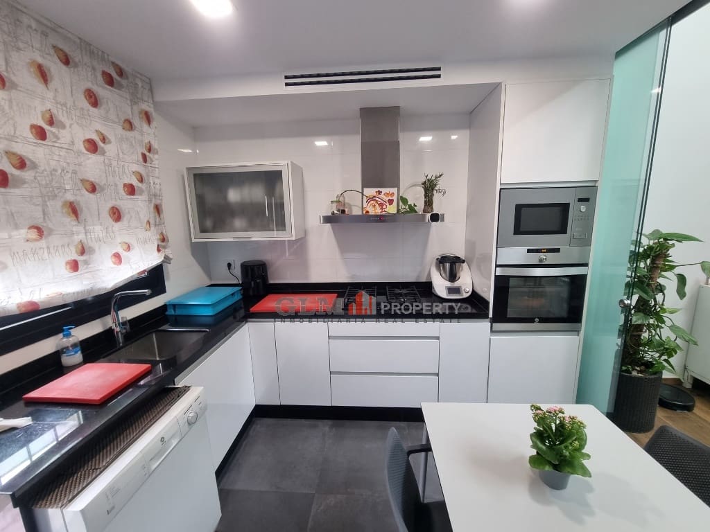 3 soveværelse Lejlighed til salg i Los Alcazares - € 699.950 (Ref: 9653015)