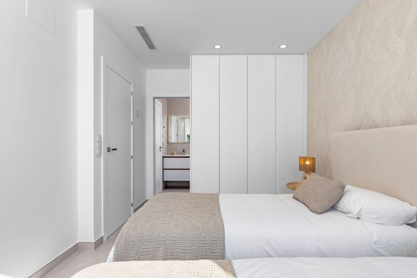 3 bedroom Villa for sale in Pilar de la Horadada - € 539,900 (Ref: 9654171)