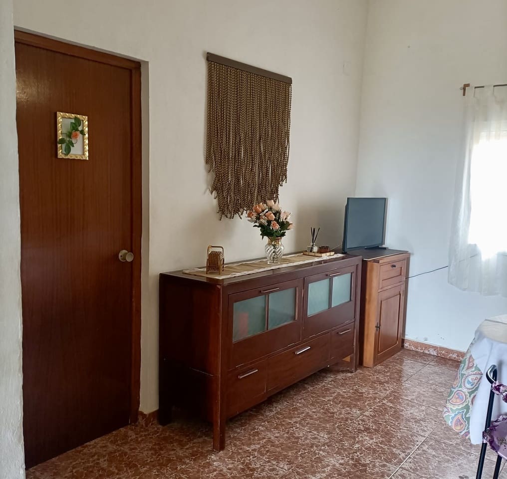 4 slaapkamer Villa te koop in Las Barracas met garage - € 700.000 (Ref: 9654321)