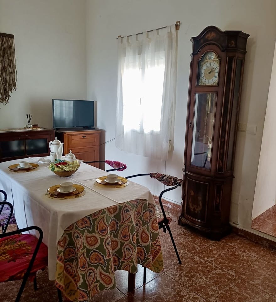 4 slaapkamer Villa te koop in Las Barracas met garage - € 700.000 (Ref: 9654321)