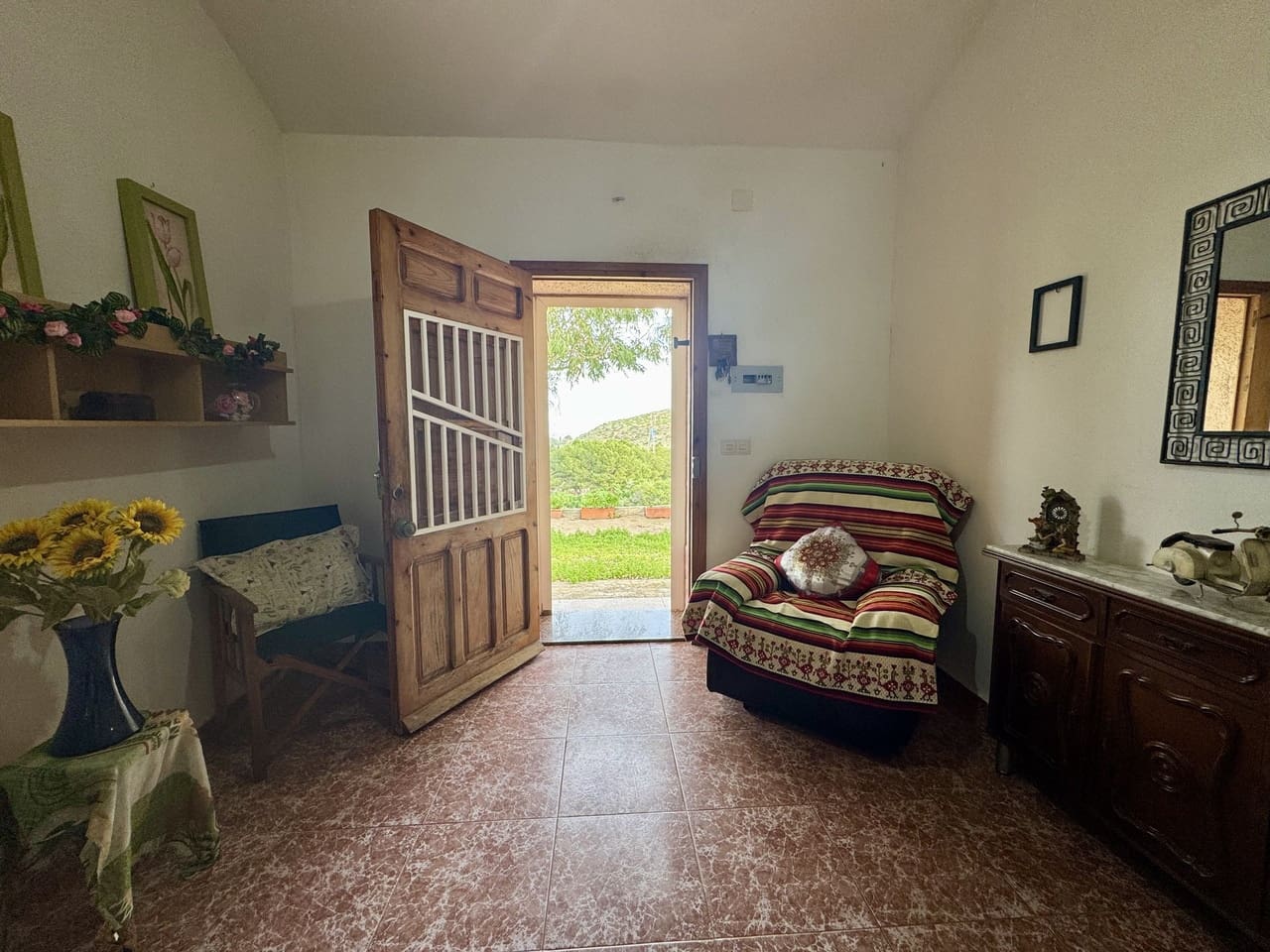 4 slaapkamer Villa te koop in Las Barracas met garage - € 700.000 (Ref: 9654321)