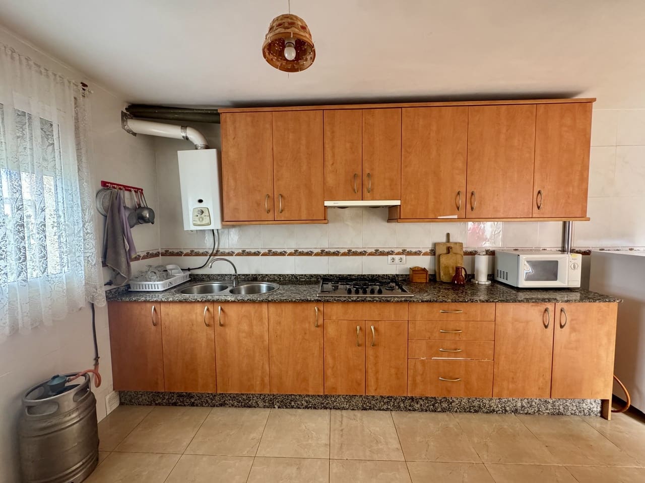 4 slaapkamer Villa te koop in Las Barracas met garage - € 700.000 (Ref: 9654321)