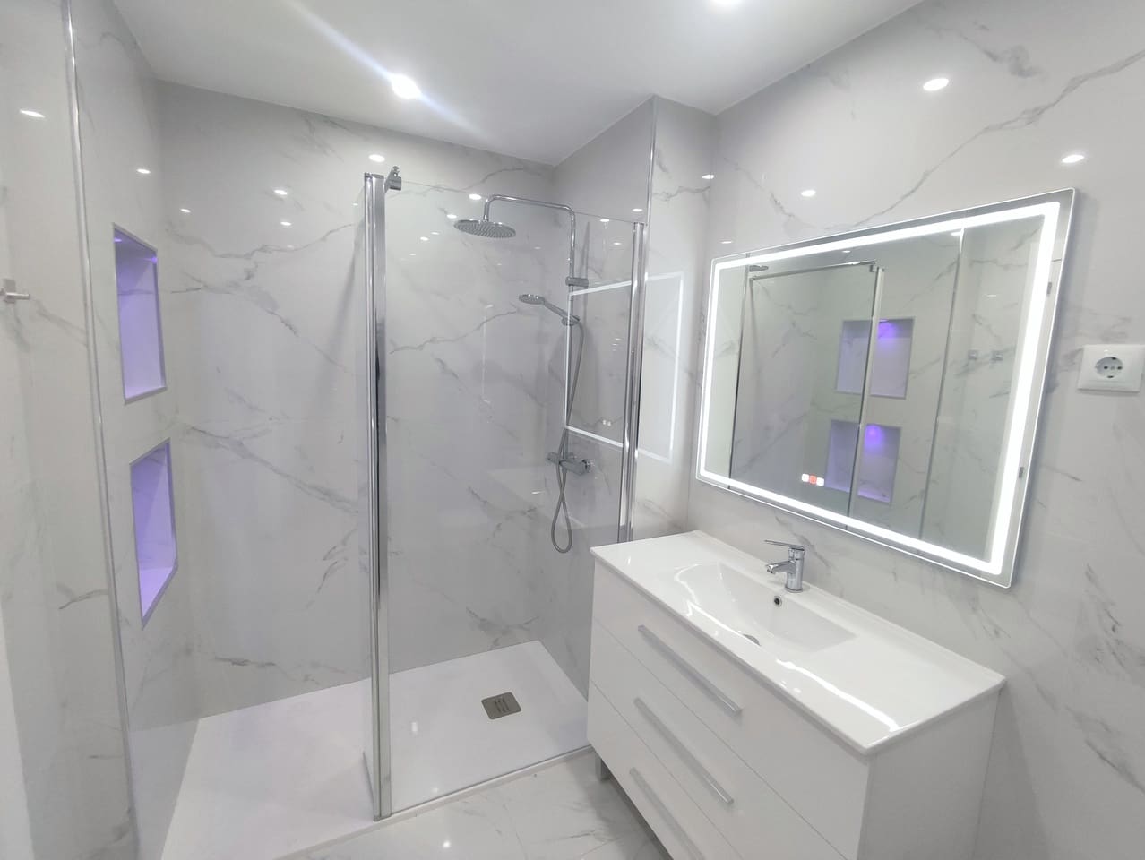 2 soveværelse Lejlighed til salg i Avileses med swimmingpool - € 189.000 (Ref: 9684336)