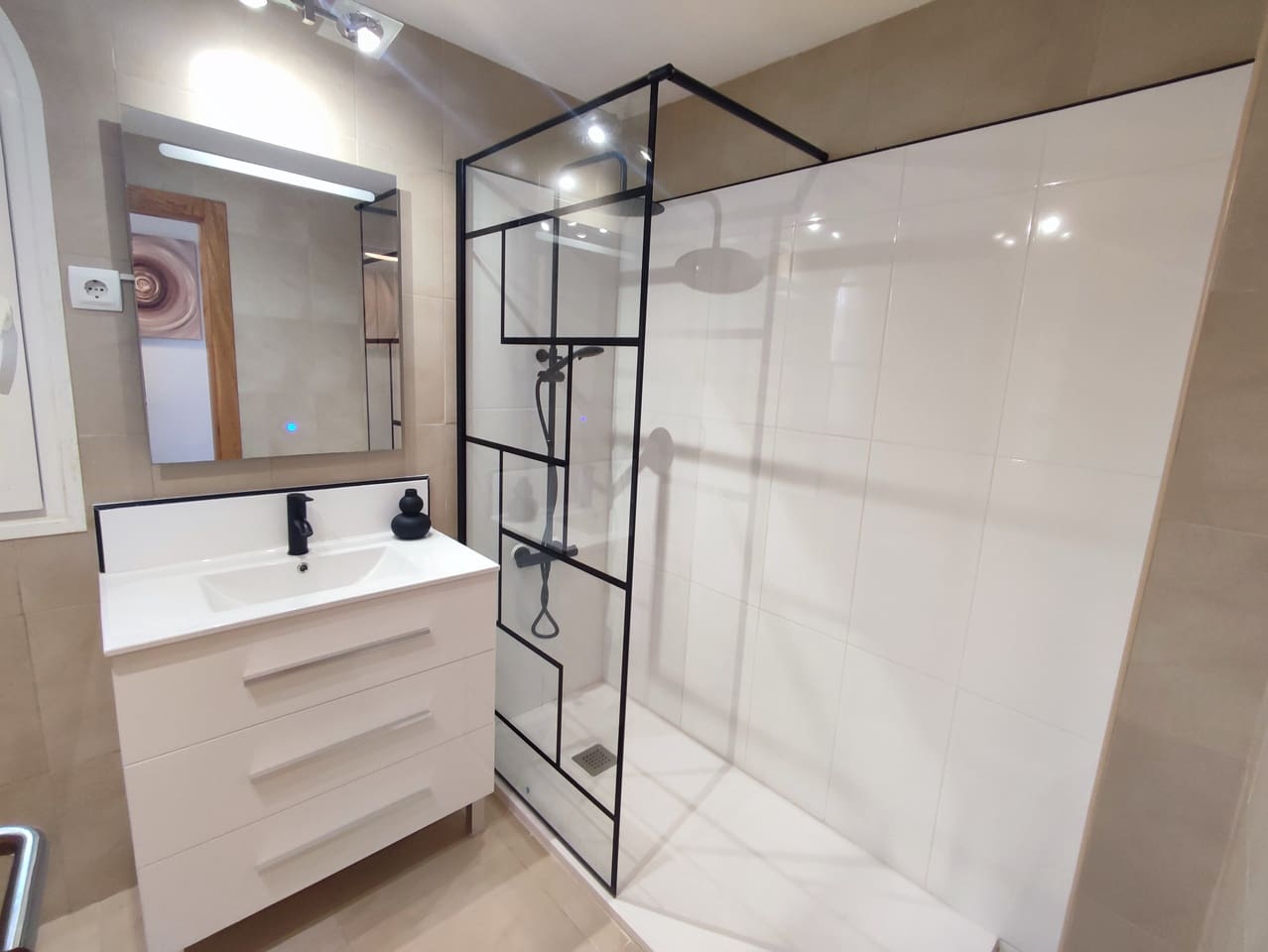 Apartamento de 2 habitaciones en Sucina en venta con piscina garaje - 179.995 € (Ref: 9684338)