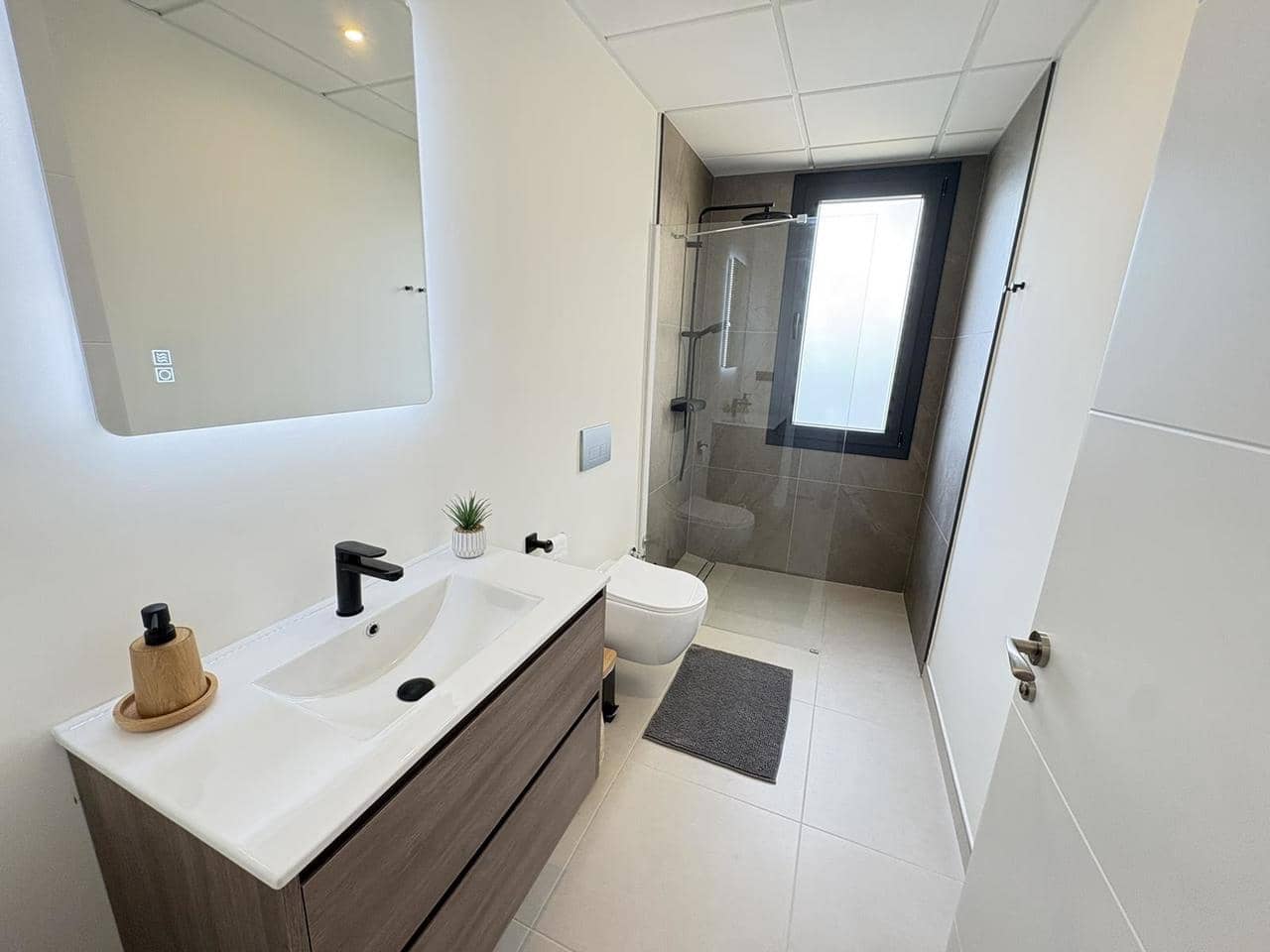 4 soveværelse Villa til salg i Banos y Mendigo med garage - € 595.000 (Ref: 9708141)