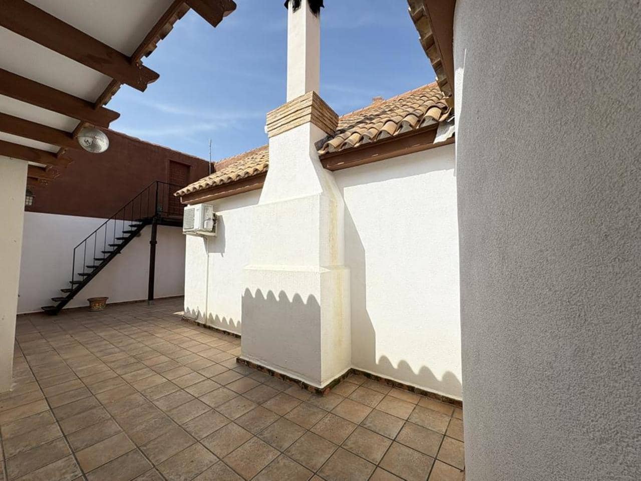 4 soverom Villa til salgs i Valle del Sol med svømmebasseng garasje - € 895 000 (Ref: 9708154)