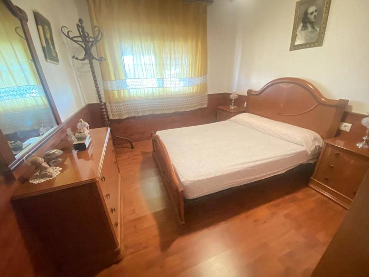 4 bedroom Villa for sale in Algezares with pool garage - € 269,000 (Ref: 9708155)