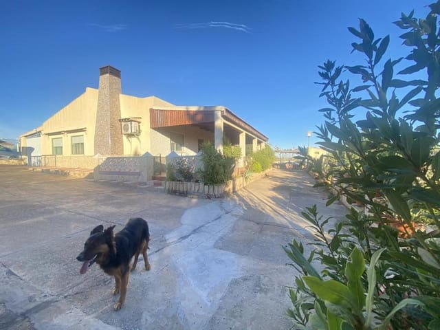 4 soveværelse Villa til salg i Algezares, Murcia by med swimmingpool garage - € 269.000 (Ref: 9708155)