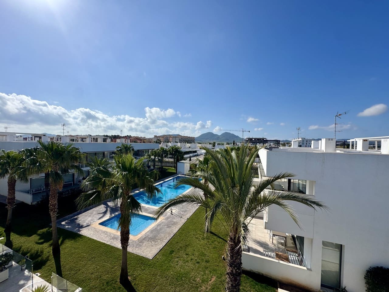 2 soverom Penthouse til salgs i Mar de Cristal med svømmebasseng garasje - € 289 900 (Ref: 9715615)