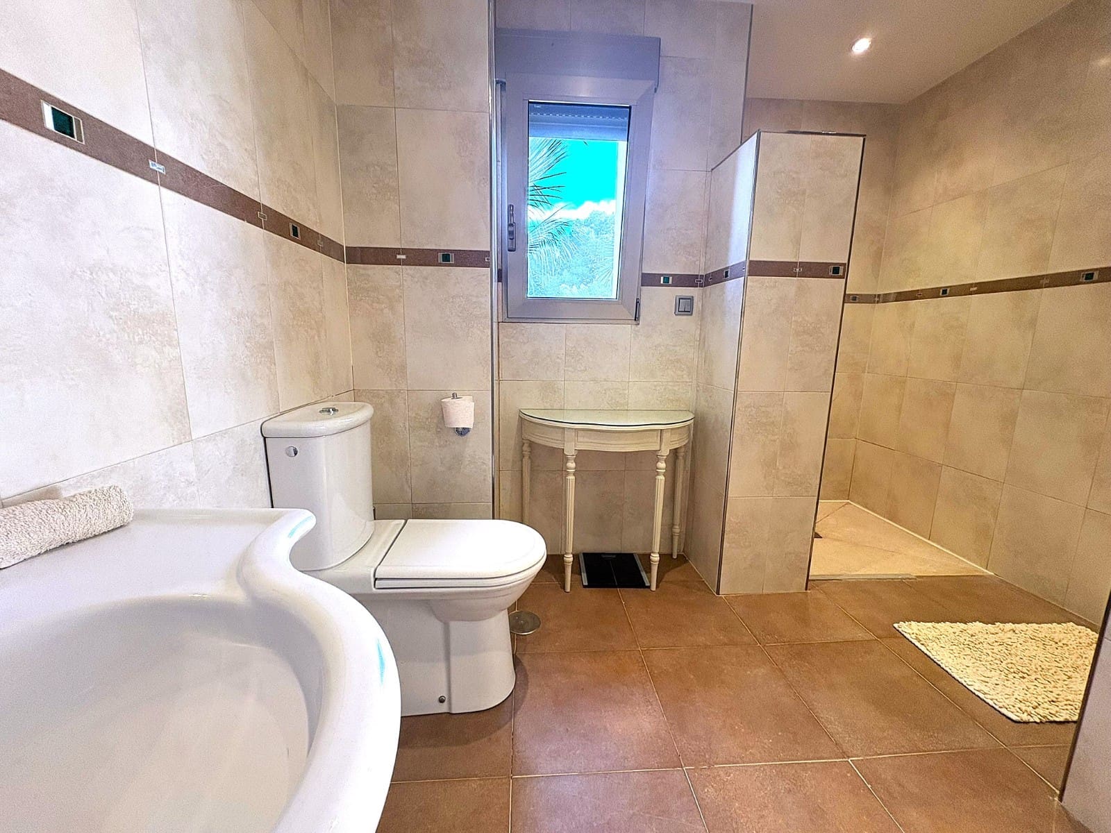 5 soverom Villa til salgs i Murcia by med svømmebasseng garasje - € 1 300 000 (Ref: 9750897)