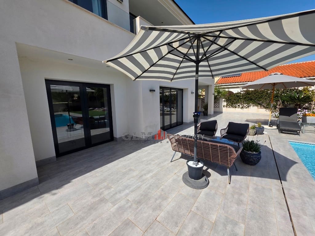 4 sypialnia Apartament na sprzedaż w Los Narejos z basenem - 749 000 € (Ref: 9768975)