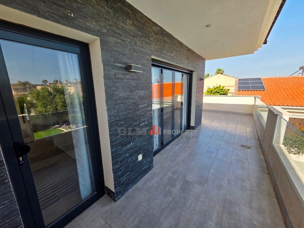 4 sypialnia Apartament na sprzedaż w Los Narejos z basenem - 749 000 € (Ref: 9768975)