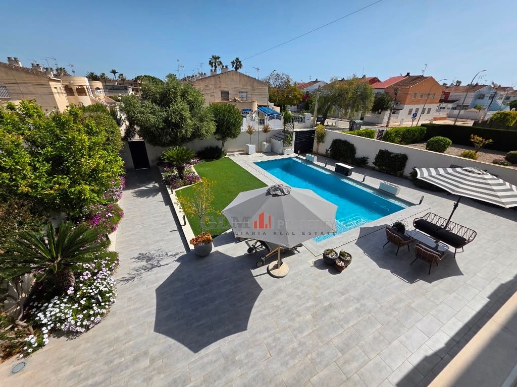 4 sypialnia Apartament na sprzedaż w Los Narejos z basenem - 749 000 € (Ref: 9768975)