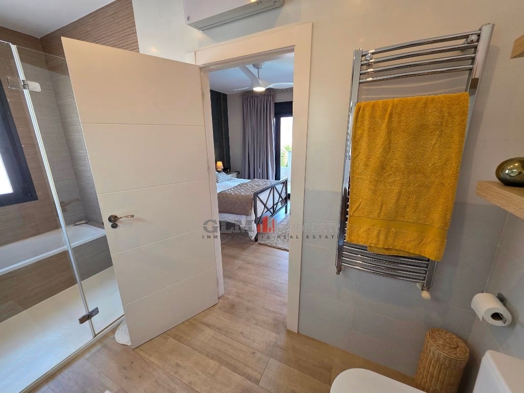 4 sypialnia Apartament na sprzedaż w Los Narejos z basenem - 749 000 € (Ref: 9768975)