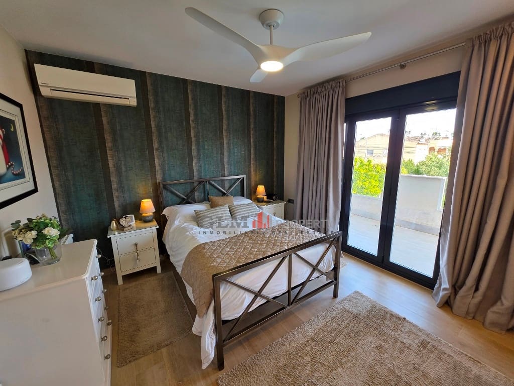 4 sypialnia Apartament na sprzedaż w Los Narejos z basenem - 749 000 € (Ref: 9768975)