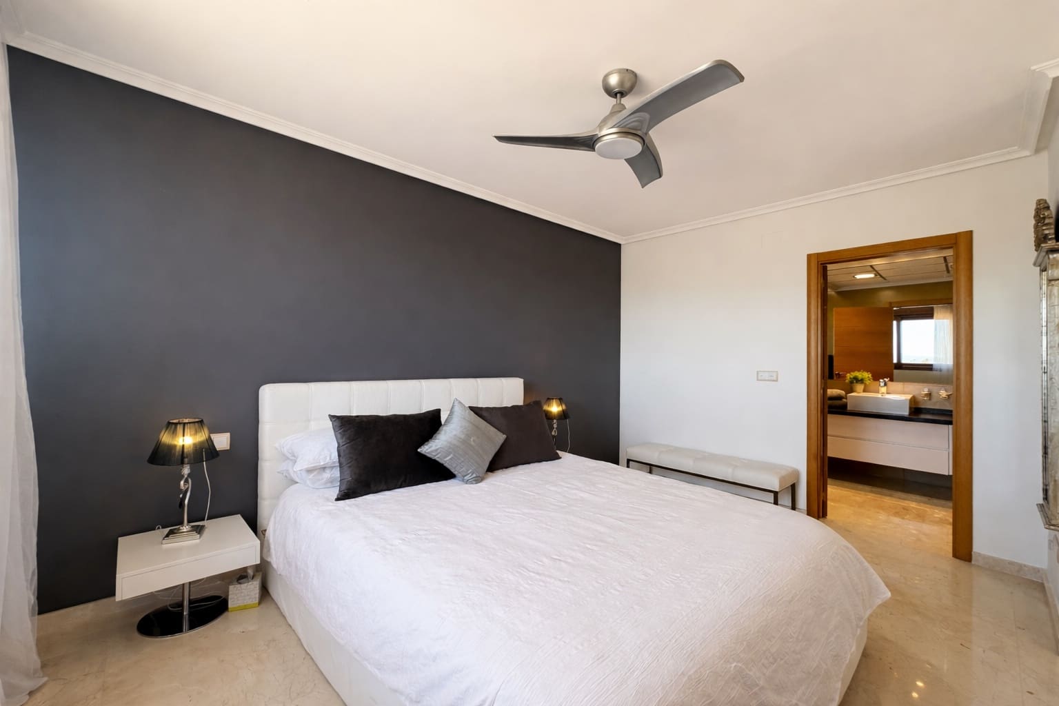 4 Zimmer Villa zu verkaufen in Banos y Mendigo mit Pool Garage - 1.200.000 € (Ref: 9787713)