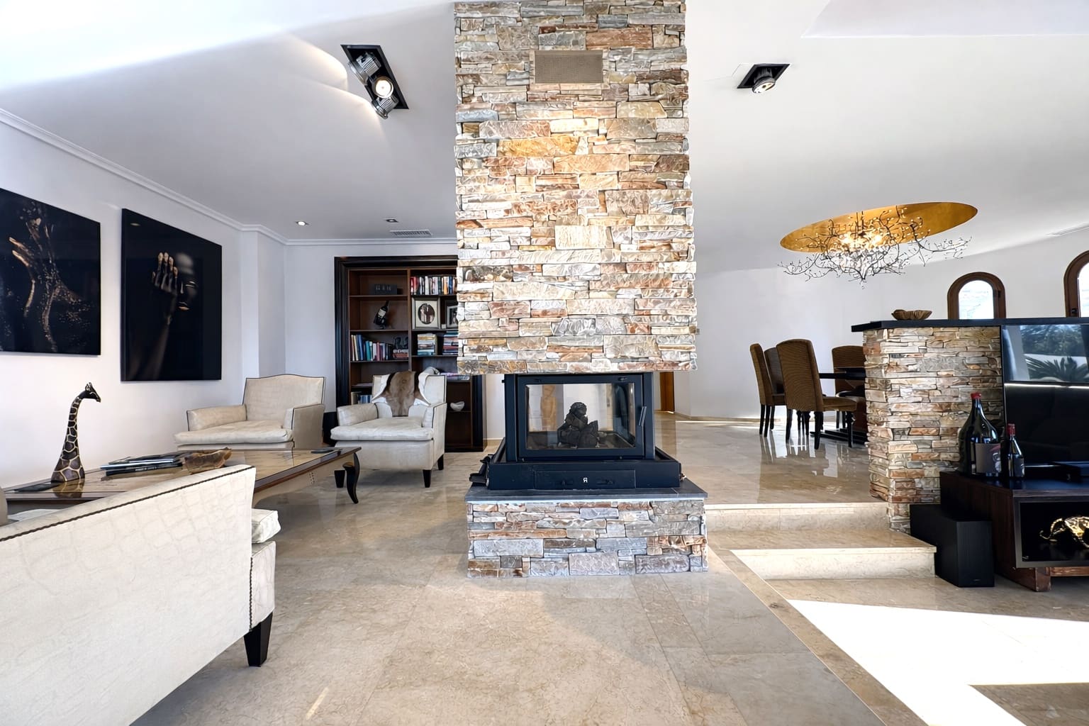 4 soverom Villa til salgs i Murcia by med svømmebasseng garasje - € 1 200 000 (Ref: 9787716)