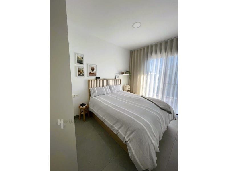 3 sovrum Semi-fristående Villa till salu i Roldan - 327 000 € (Ref: 9787720)