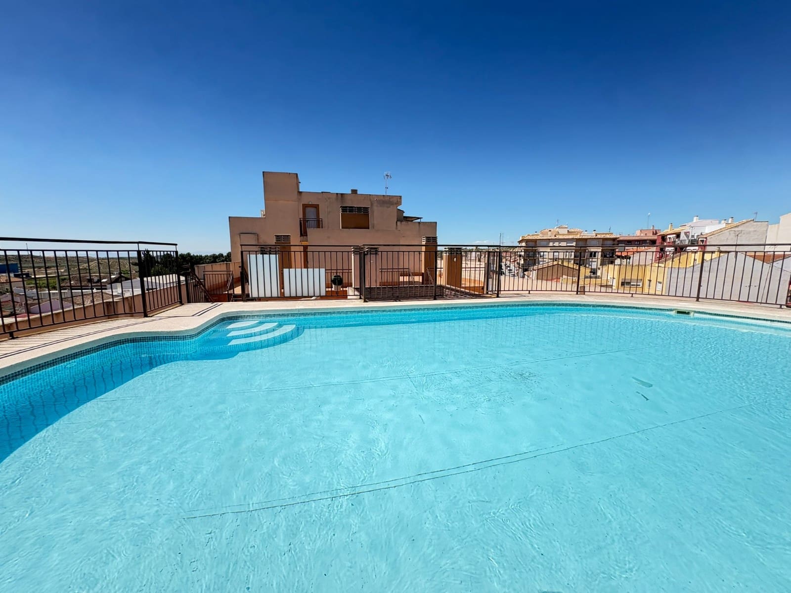 2 Zimmer Apartment zu verkaufen in Sucina mit Pool - 115.000 € (Ref: 9797450)