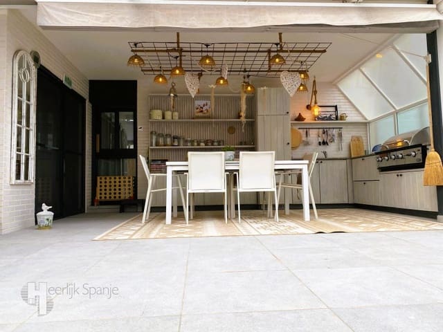 3 sypialnia Apartament na sprzedaż w Guardamar del Segura - 369 900 € (Ref: 9806700)