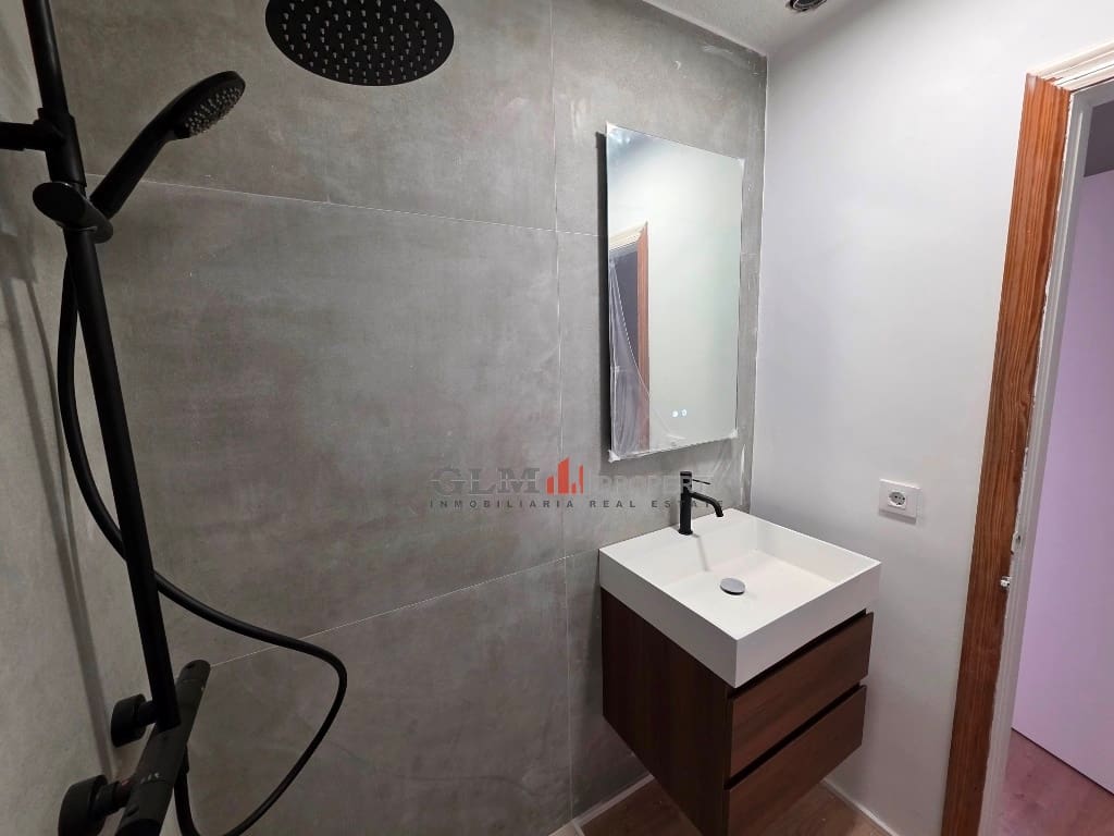 4 slaapkamer Appartement te koop in El Carmoli - € 410.000 (Ref: 9806704)