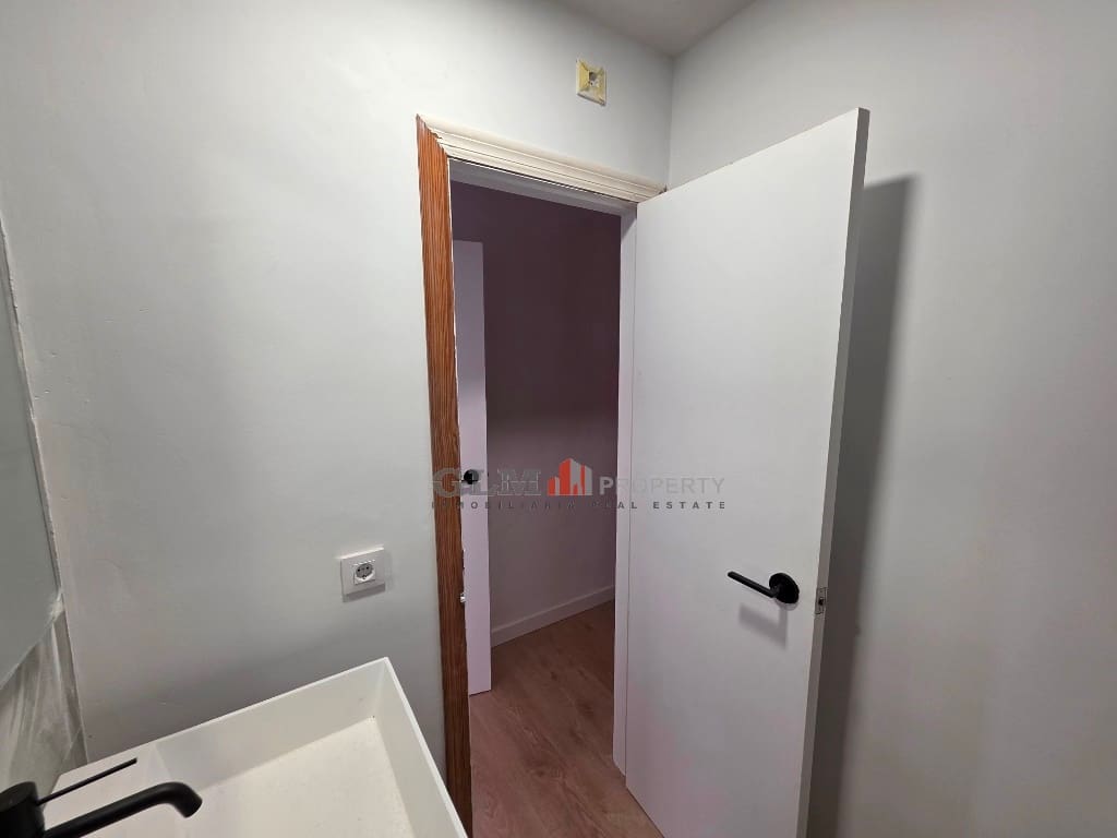 4 slaapkamer Appartement te koop in El Carmoli - € 410.000 (Ref: 9806704)