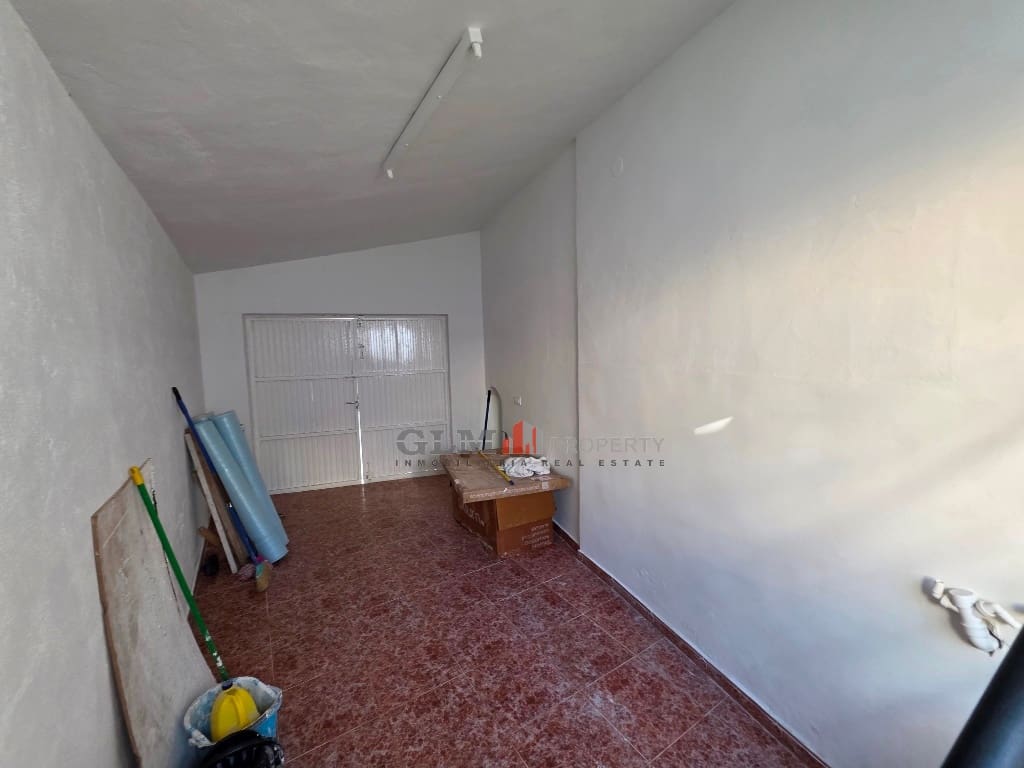 4 slaapkamer Appartement te koop in El Carmoli - € 410.000 (Ref: 9806704)